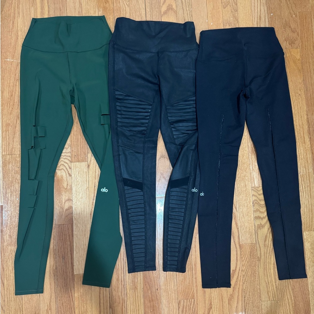 ALO Yoga bundle 3 popular styles warrior, dash and moto!